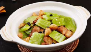 Stewed Bitter Gourd (Medium)